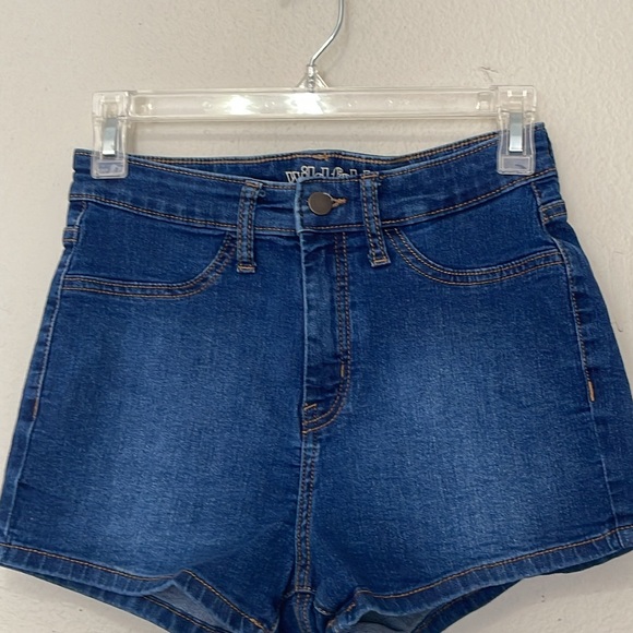 WILD FABLE HIGH RISE BLUE DENIM SHORTS - Picture 3 of 10